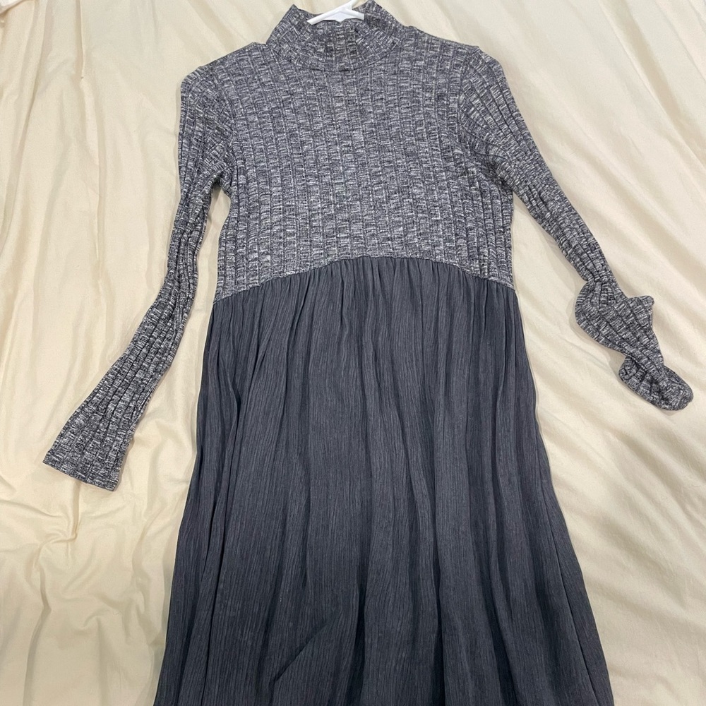 gray dress